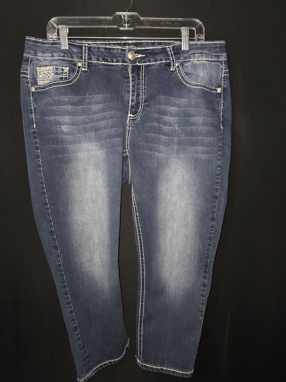 Women’s Dark Blue Stretch Capri Jeans - Comfortable Mid Rise